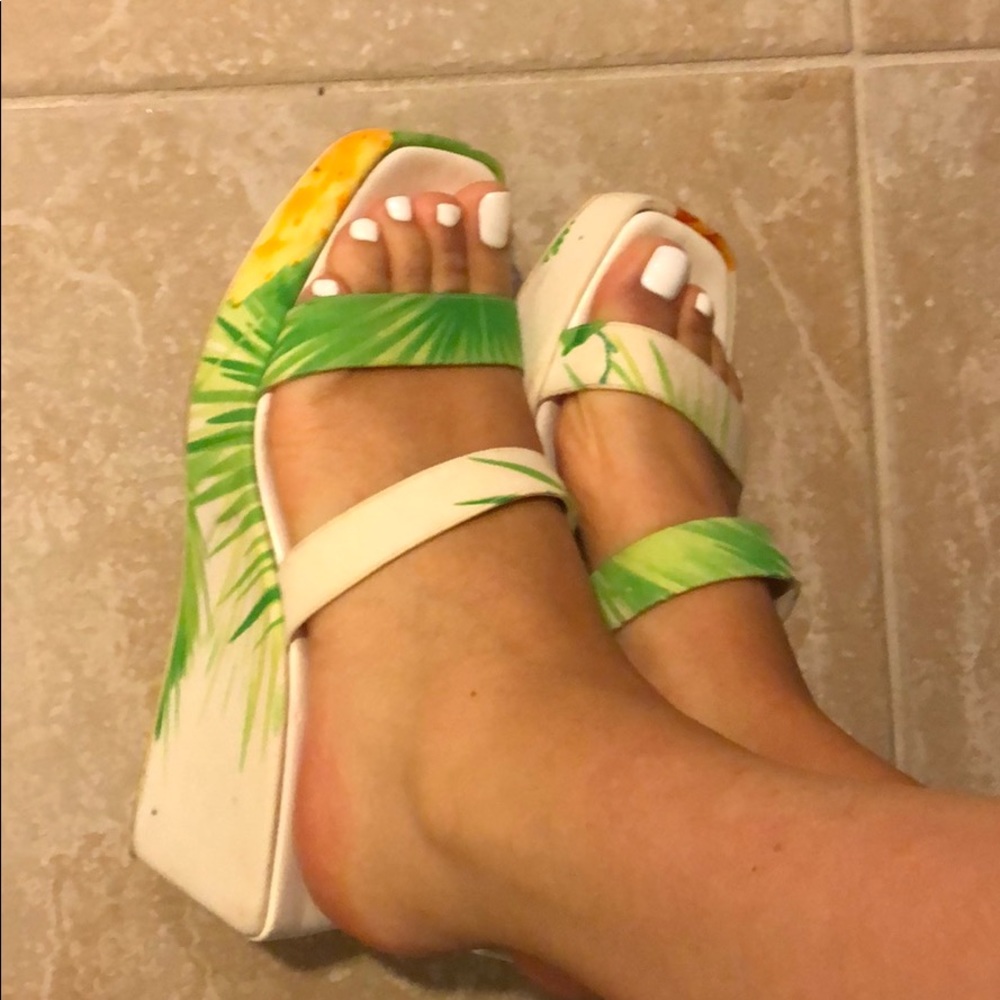 Beautiful Escada Vintage Platform Wedges